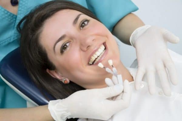 Teeth whitening dentist