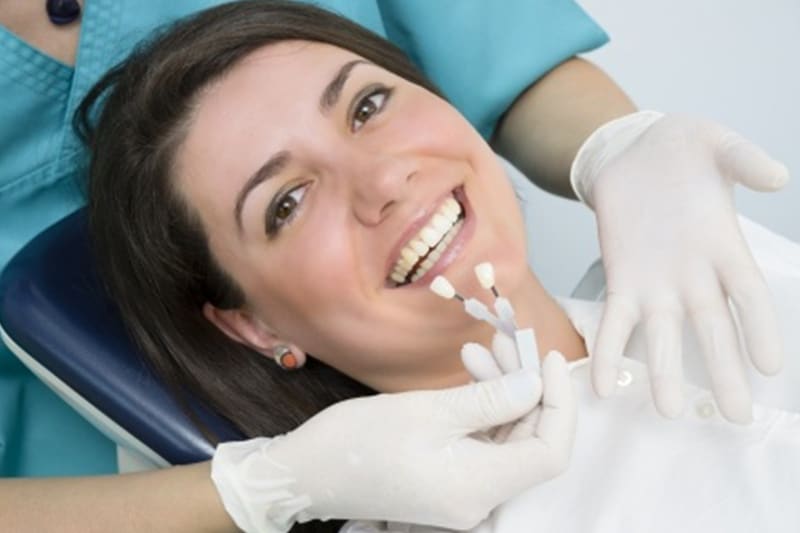 Teeth whitening dentist